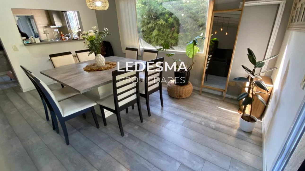 VENTA CASA 6 AMBIENTES ITUZAINGO NORTE