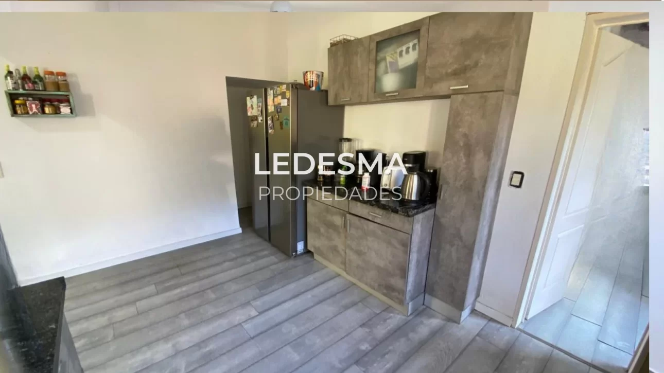 VENTA CASA 6 AMBIENTES ITUZAINGO NORTE