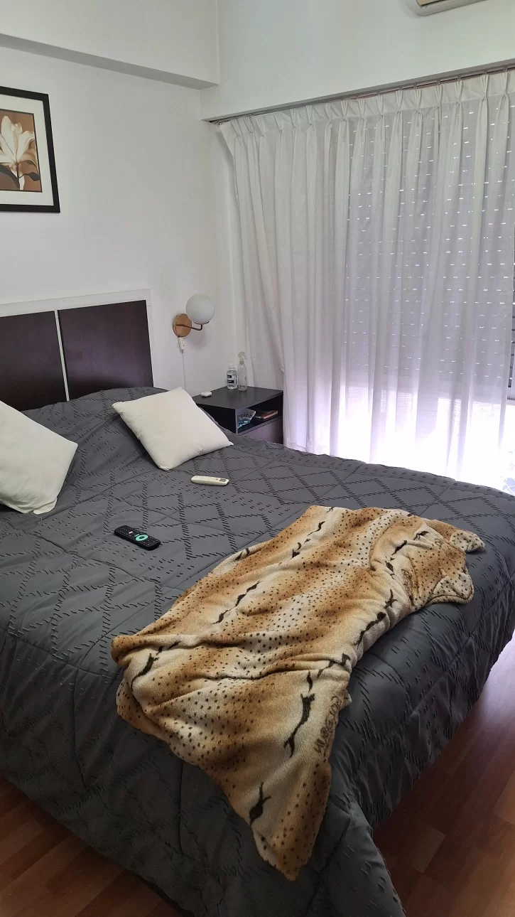3 AMBIENTES FRENTE BALCON !!! 2 BAÑOS !!!