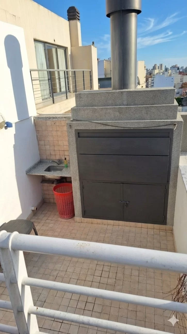 3 AMBIENTES FRENTE BALCON !!! 2 BAÑOS !!!
