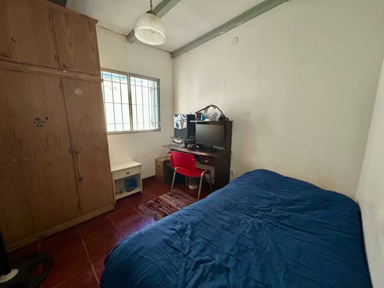 VENTA  - CASA CON LOCAL EN BARRIO OBRERO