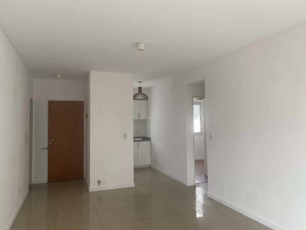 DEPARTAMENTO DE TRES AMBIENTES