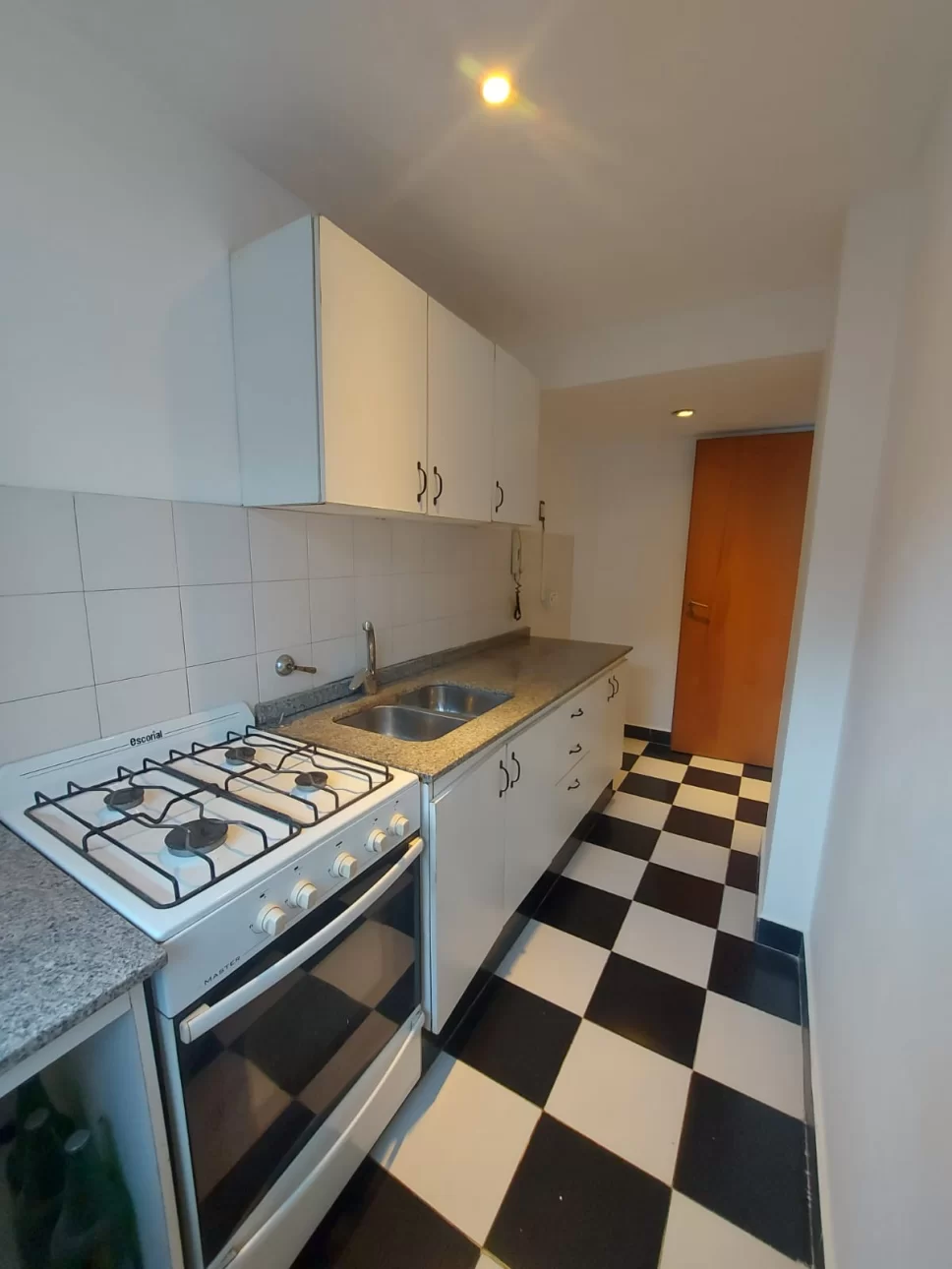 DEPARTAMENTO 2 AMB- BALCON