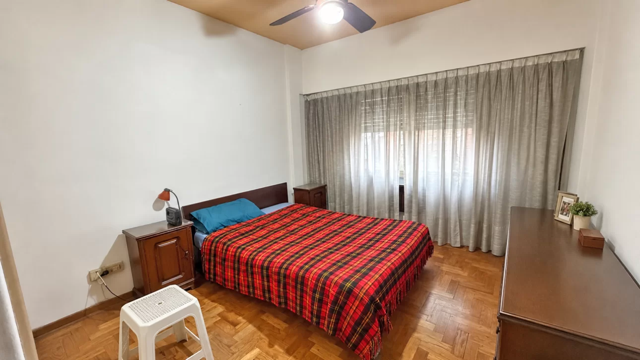 DEPARTAMENTO 3 AMBIENTES CON BALCON A 1 CUADRA ESTACION COGH