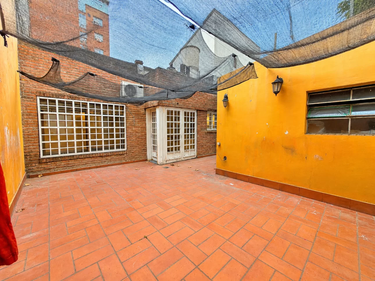 Casa de 3 ambientes en increible zona
