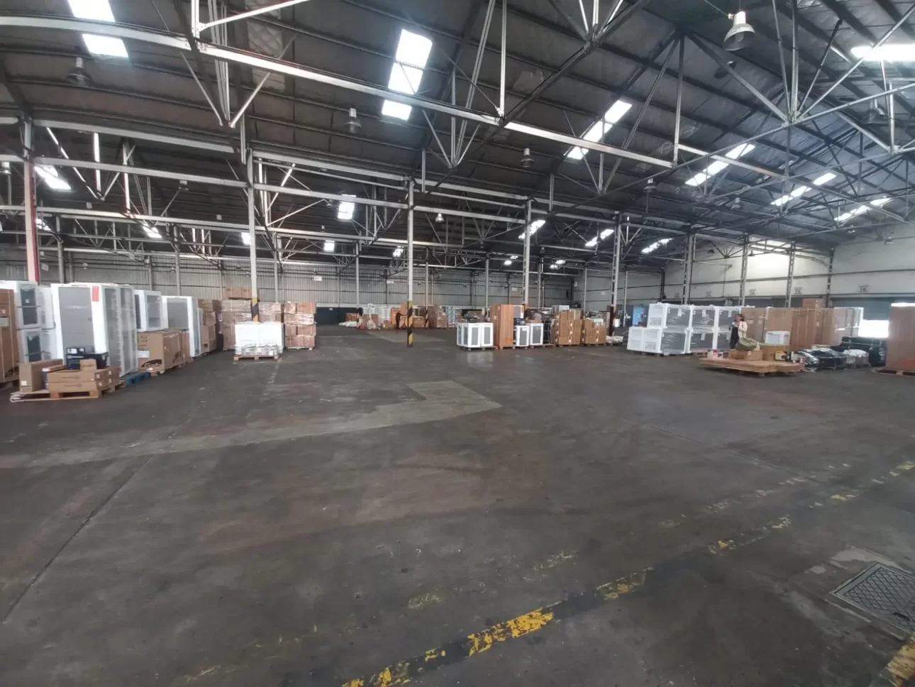 Nave 3000 m2 en Parque Industrial