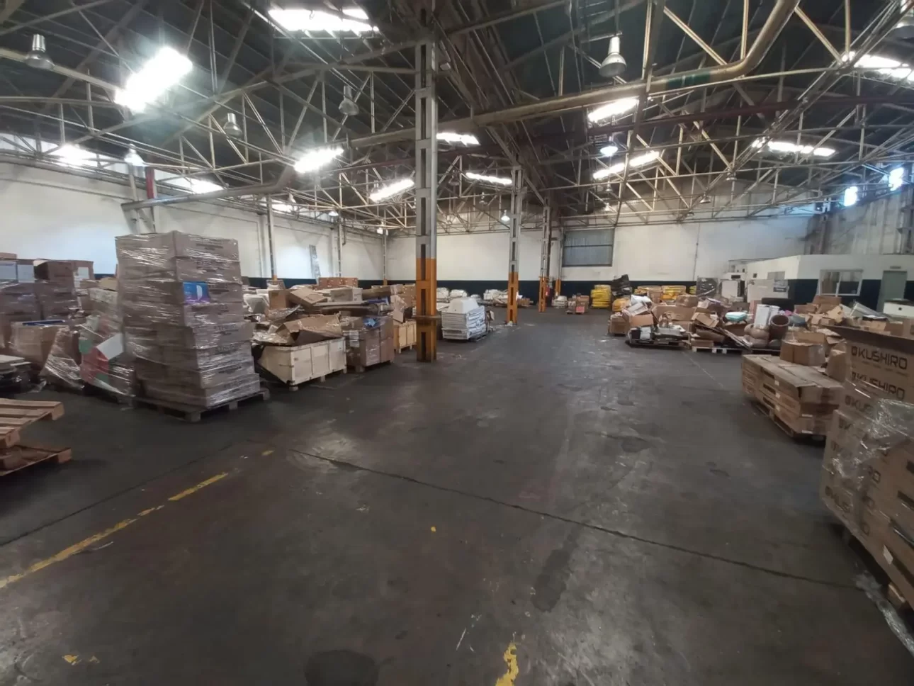 Nave 3000 m2 en Parque Industrial