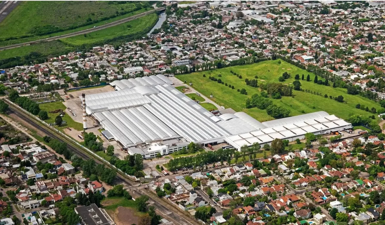 Nave 5530 m2 en Parque Industrial