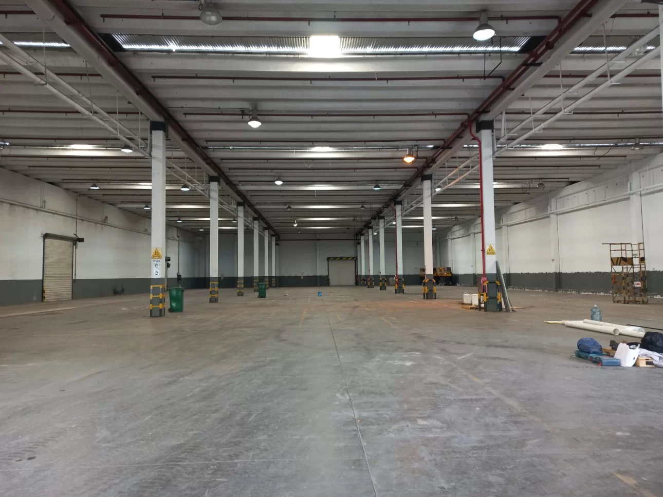 Importante Nave 5200 m2 en Predio Industrial