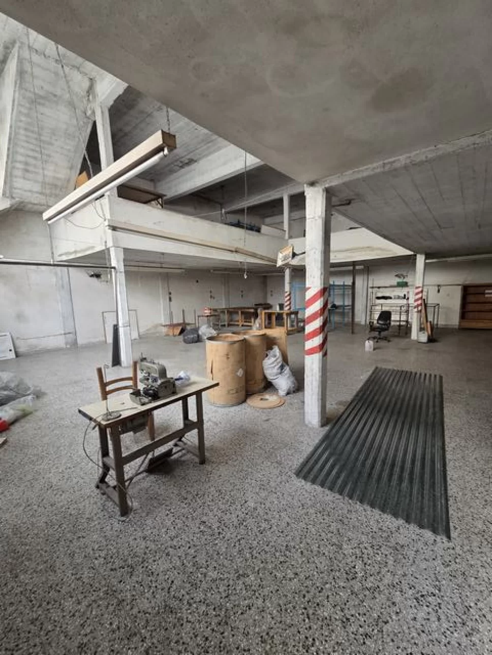 GALPON 170M2 + ENTREPISO VILLA BOSCH