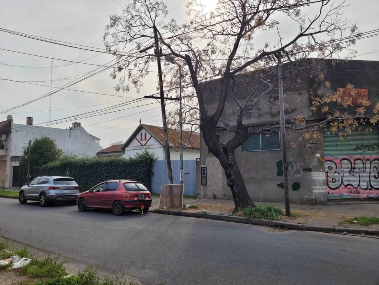Fracción de Terreno 1230 m2 C/ Salida a 2 Calles