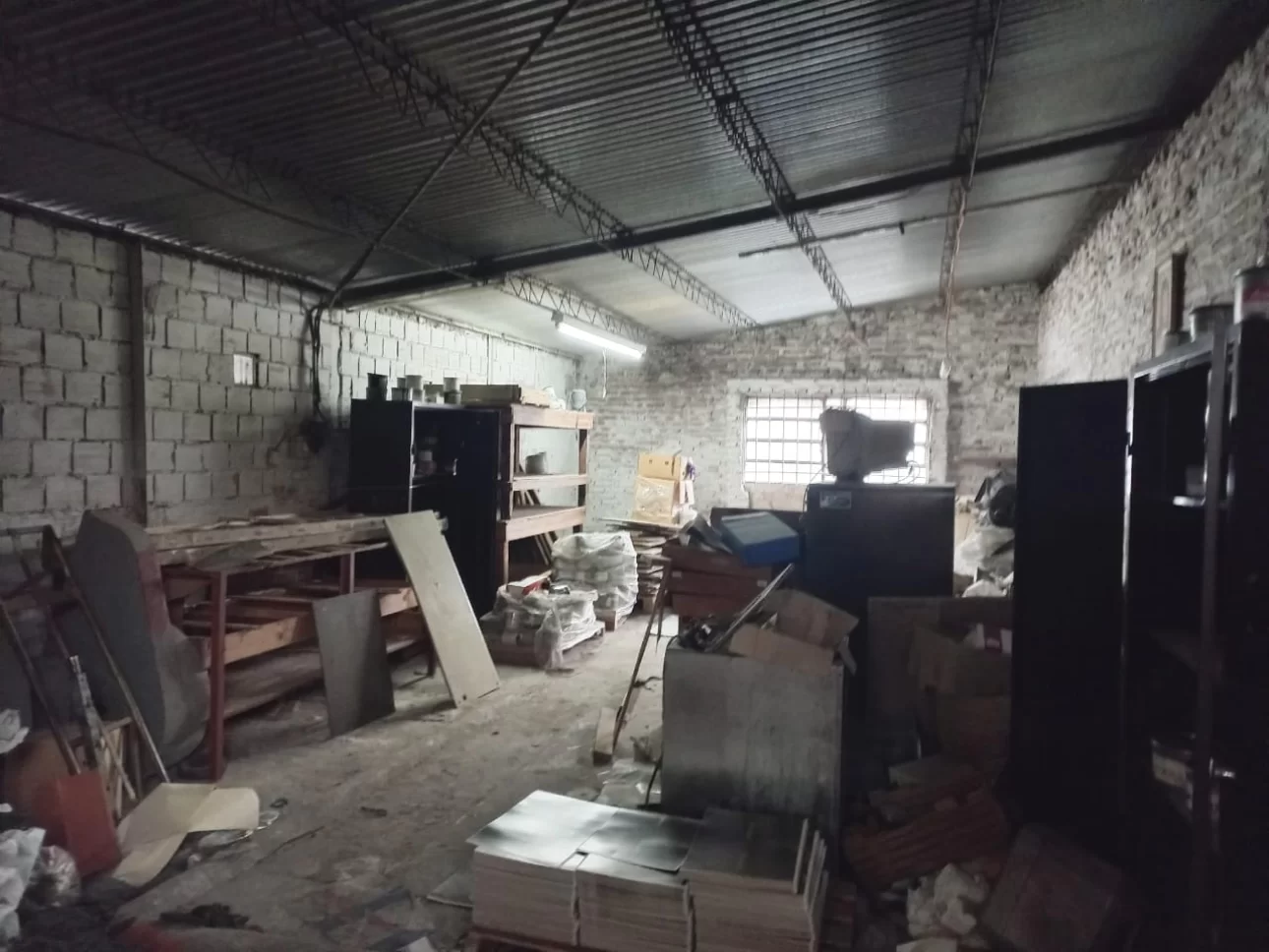 Fracción de Terreno 1230 m2 C/ Salida a 2 Calles