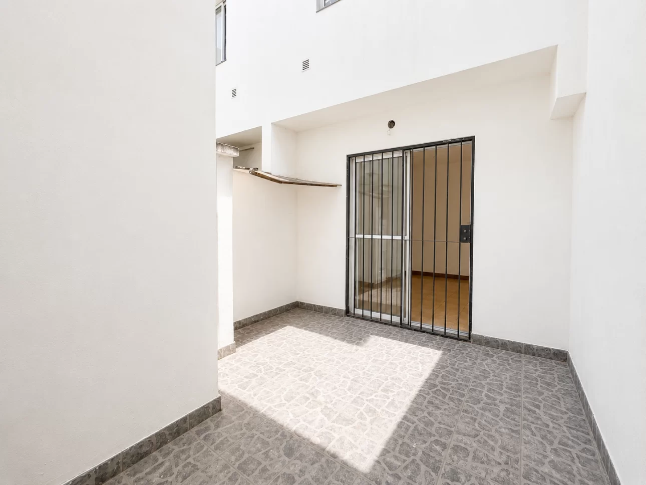 Departamento de 2 ambientes con patio