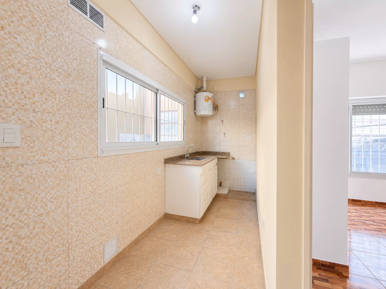 Departamento de 2 ambientes con patio