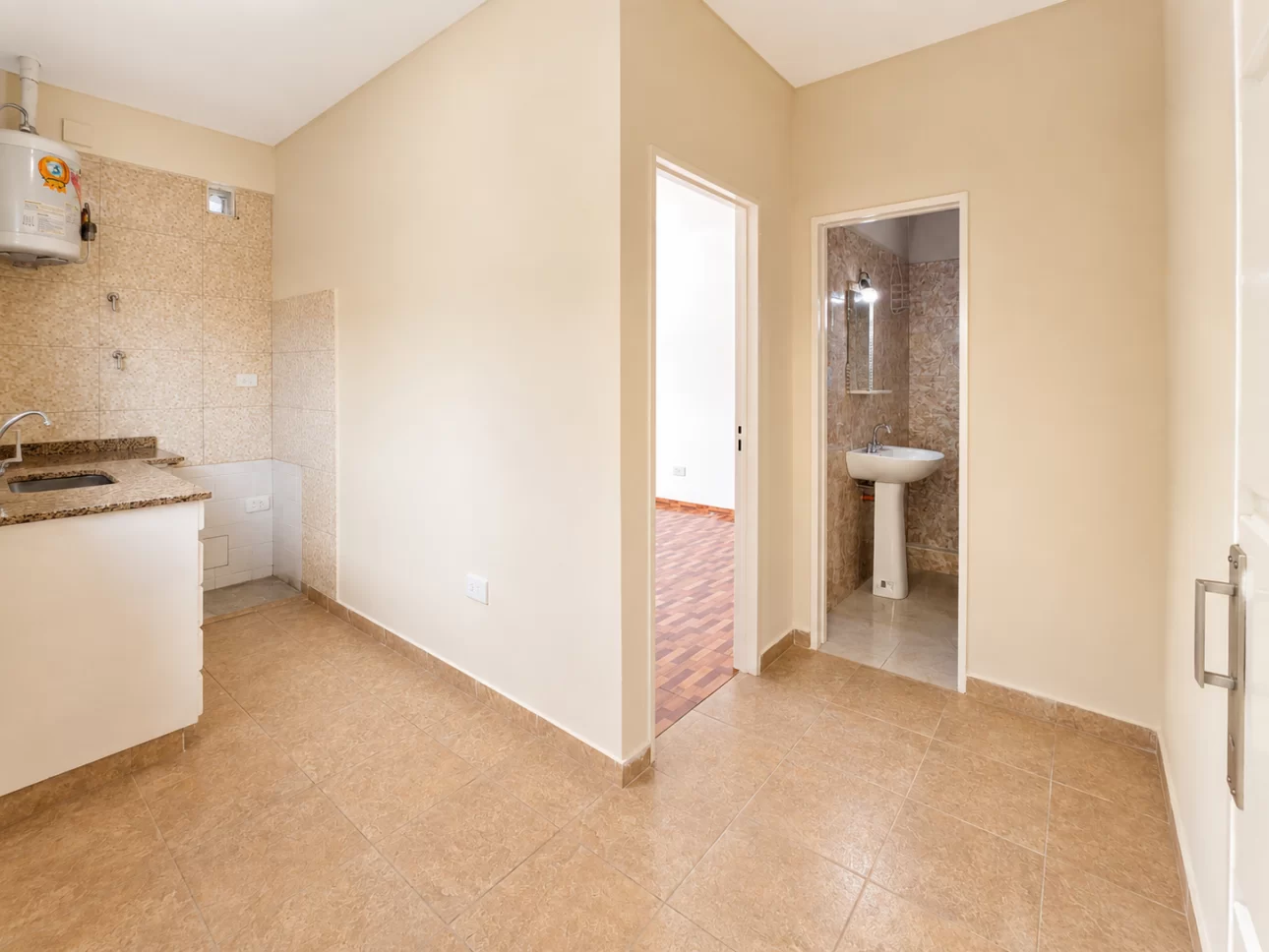 Departamento de 2 ambientes con patio