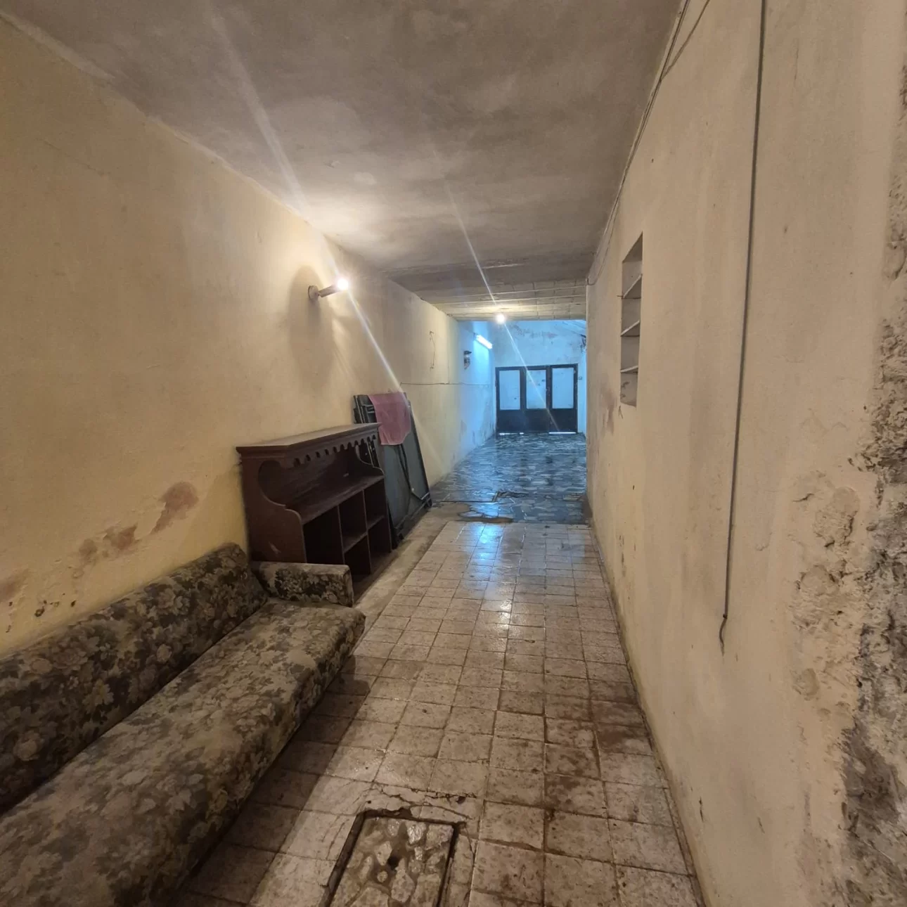 ALQUILER DEPÒSITO 40 M2