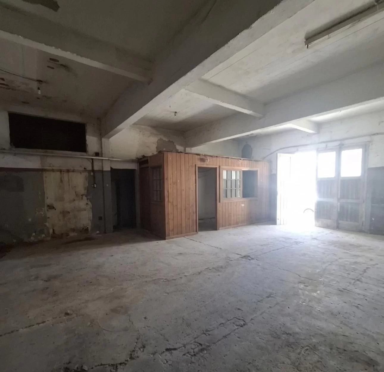 ALQUILER GALPÓN 220 m2
