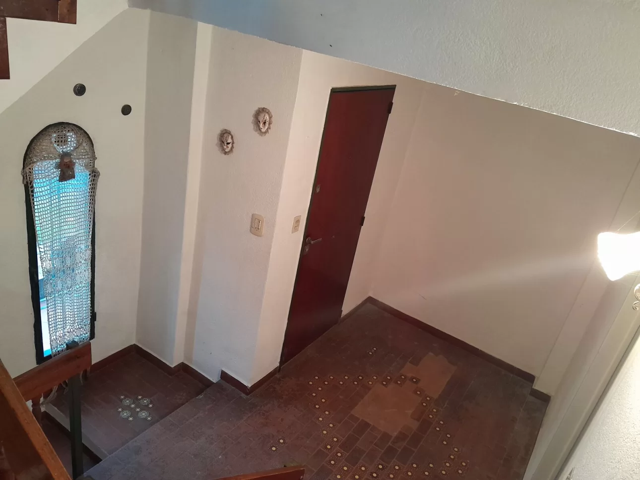 HAEDO,CASA TIPO TRIPLEX,4AMB-COCHERA,EXCELENTE PROPIED