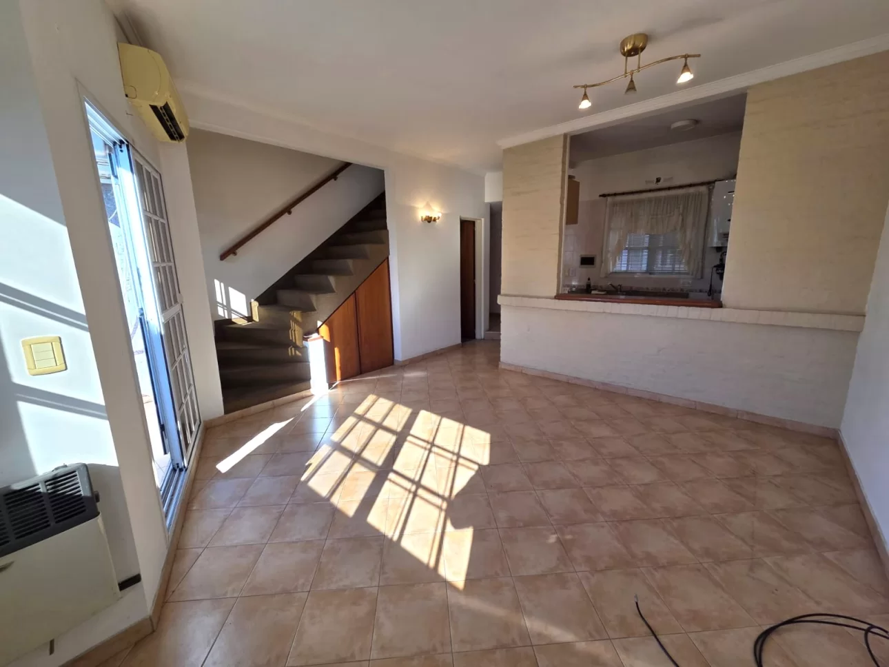 Duplex de 3 ambientes en edificio!! + Cochera