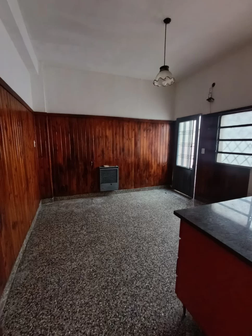 Tipo casa FRENTE, 3 Amb. Terraza