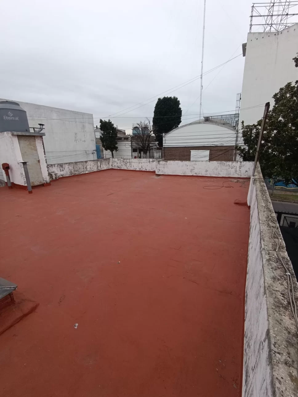 Tipo casa FRENTE, 3 Amb. Terraza