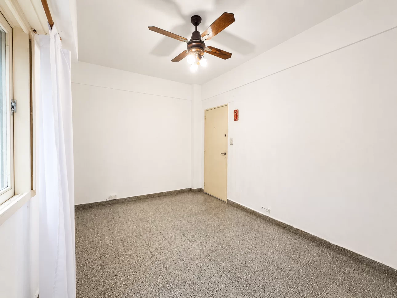 Departamento de 2 ambientes con balcon