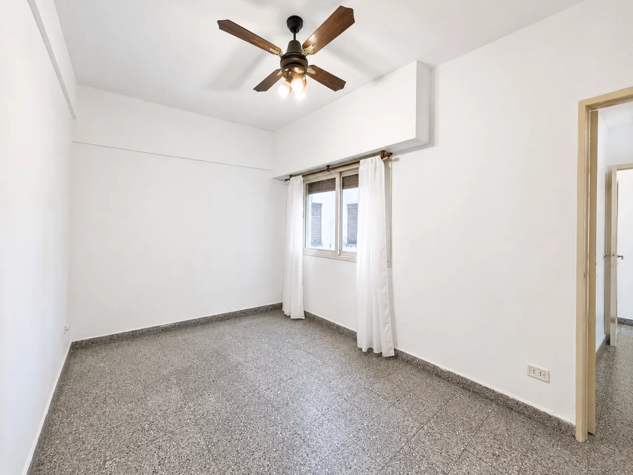 Departamento de 2 ambientes con balcon