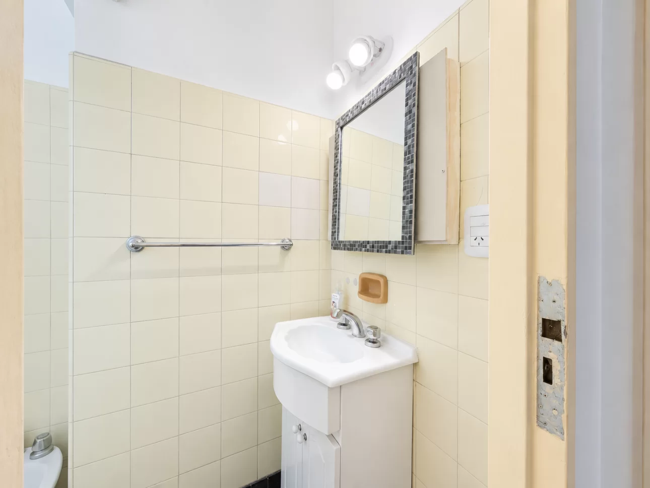 Departamento de 2 ambientes con balcon