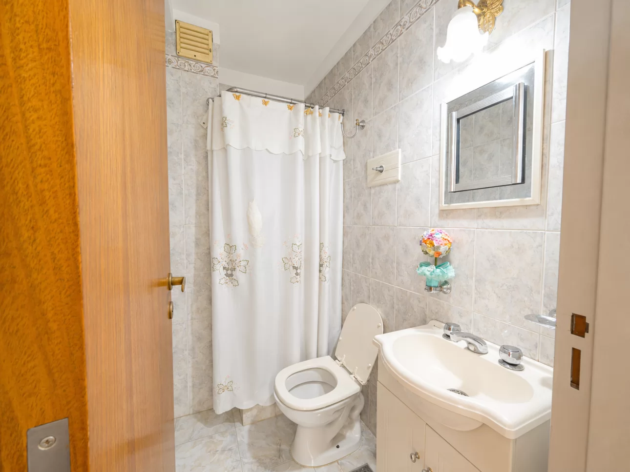 Departamento de 3 ambientes con balcon
