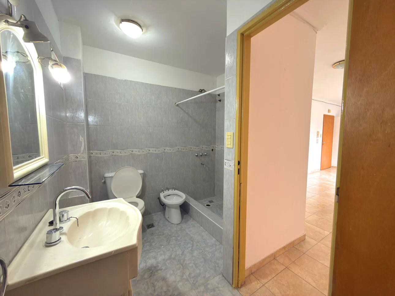 Departamento de 2 ambientes con vestidor
