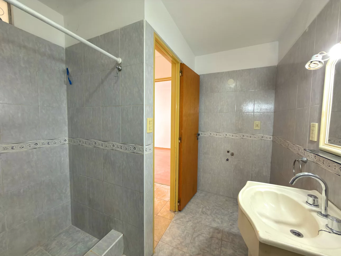 Departamento de 2 ambientes con vestidor