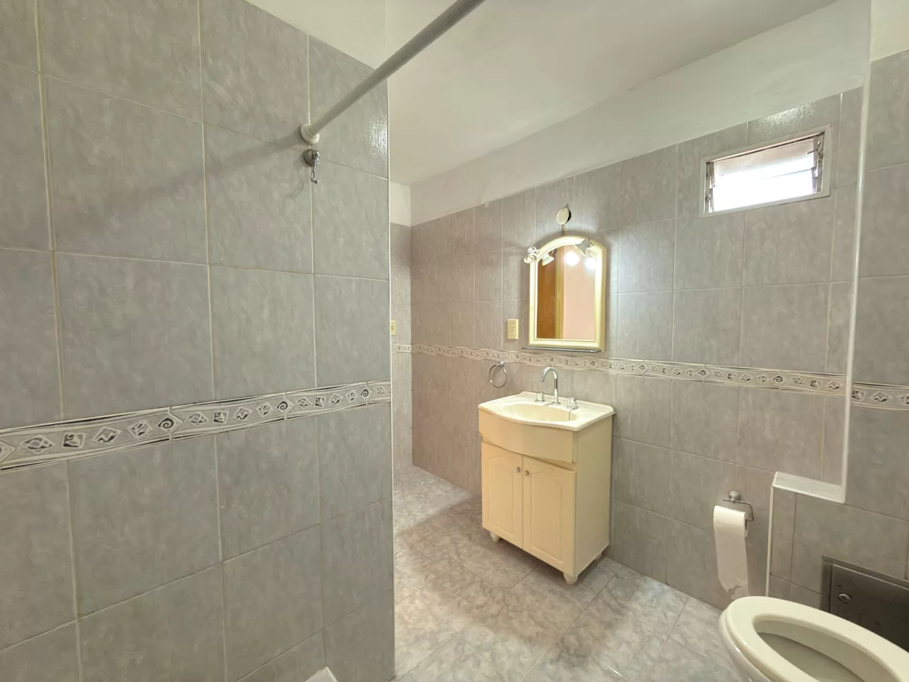 Departamento de 2 ambientes con vestidor