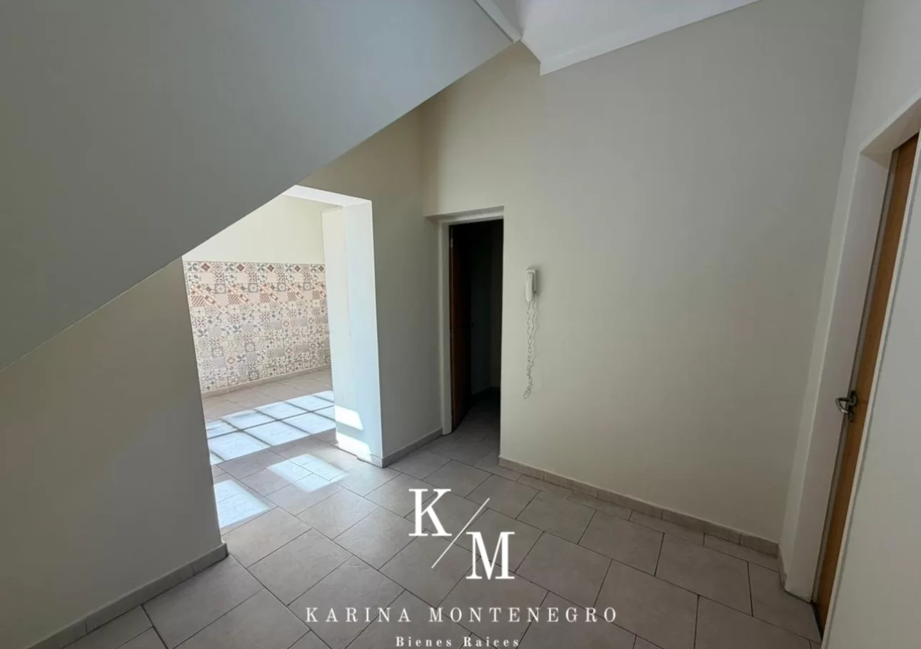 Departamento 3 ambientes tipo ph en Villa Ballester