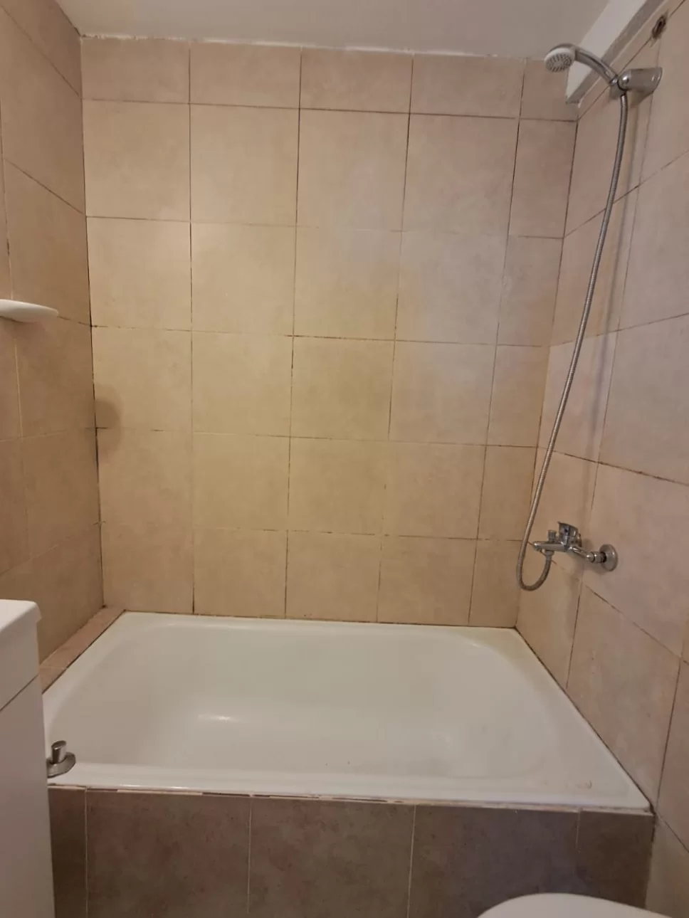 MONOAMBIENTE CON BALCÓN