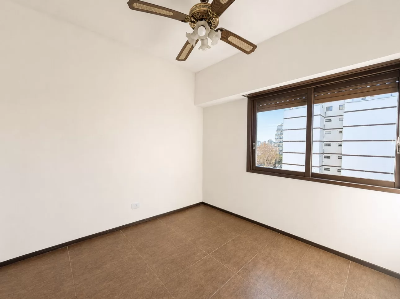 Departamento de 3 ambientes con balcon