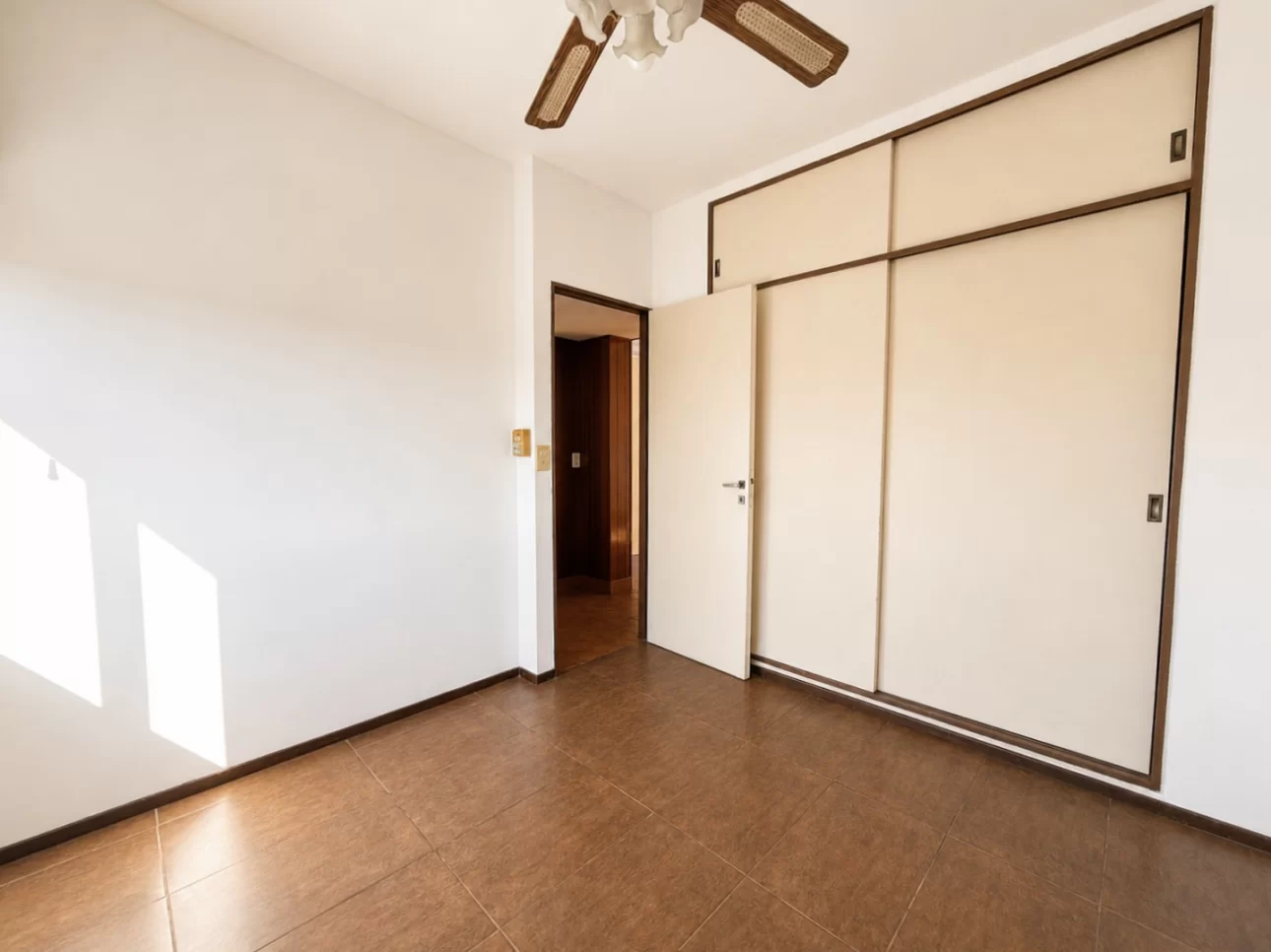 Departamento de 3 ambientes con balcon
