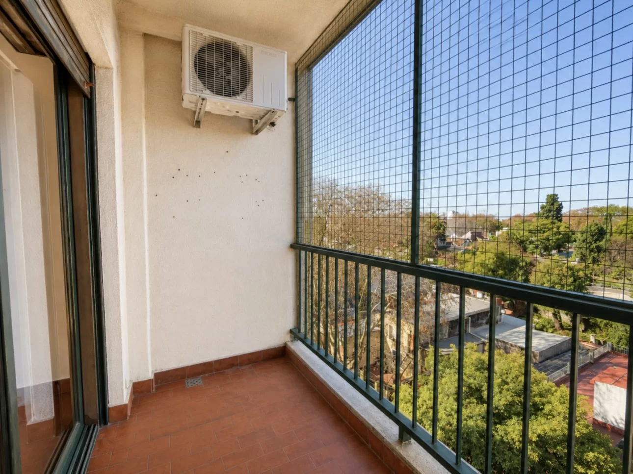 Departamento de 3 ambientes con balcon