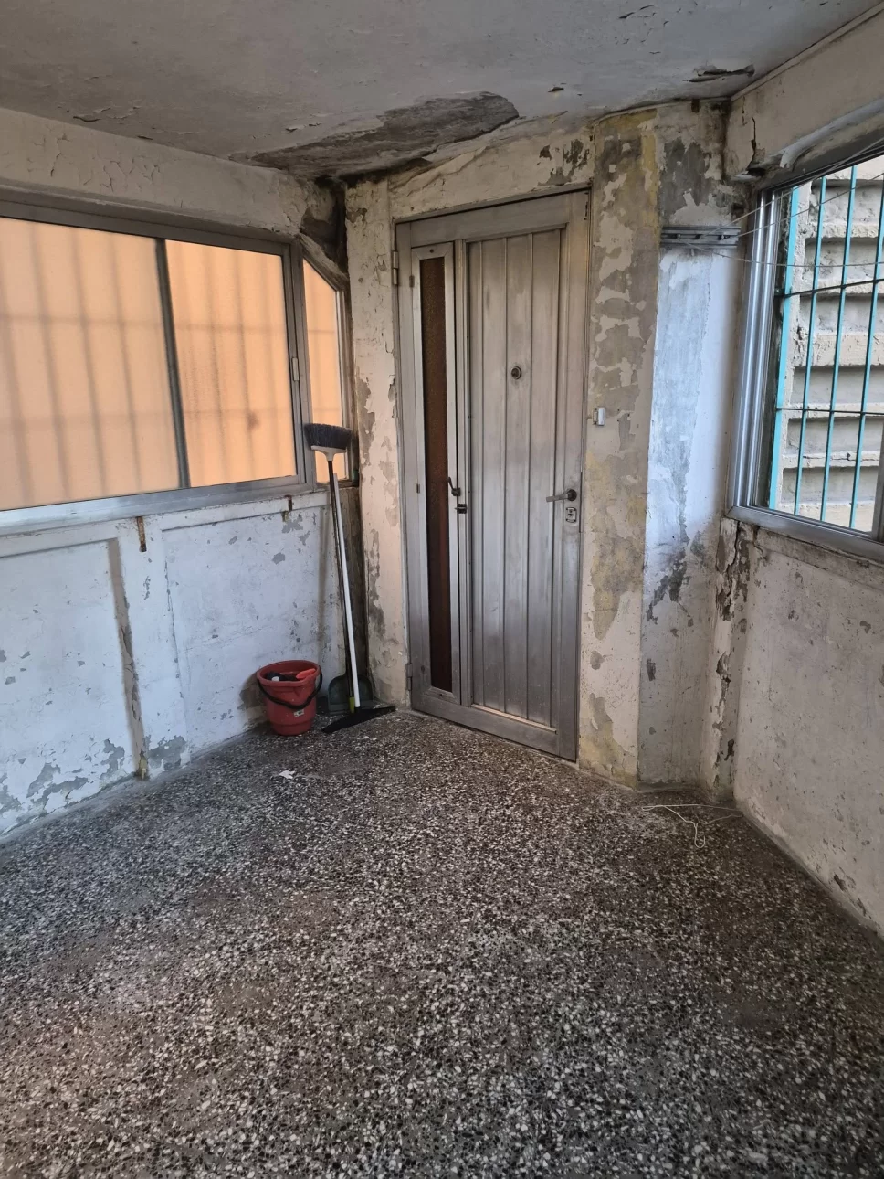 SE VENDE DPTO 3 AMBIENTES EN BARRIO PIEDRABUENA