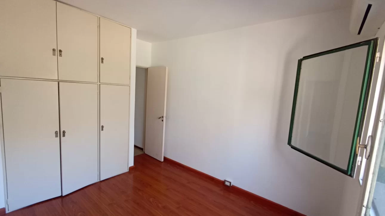 DUPLEX 3 AMBIENTES C/PATIO