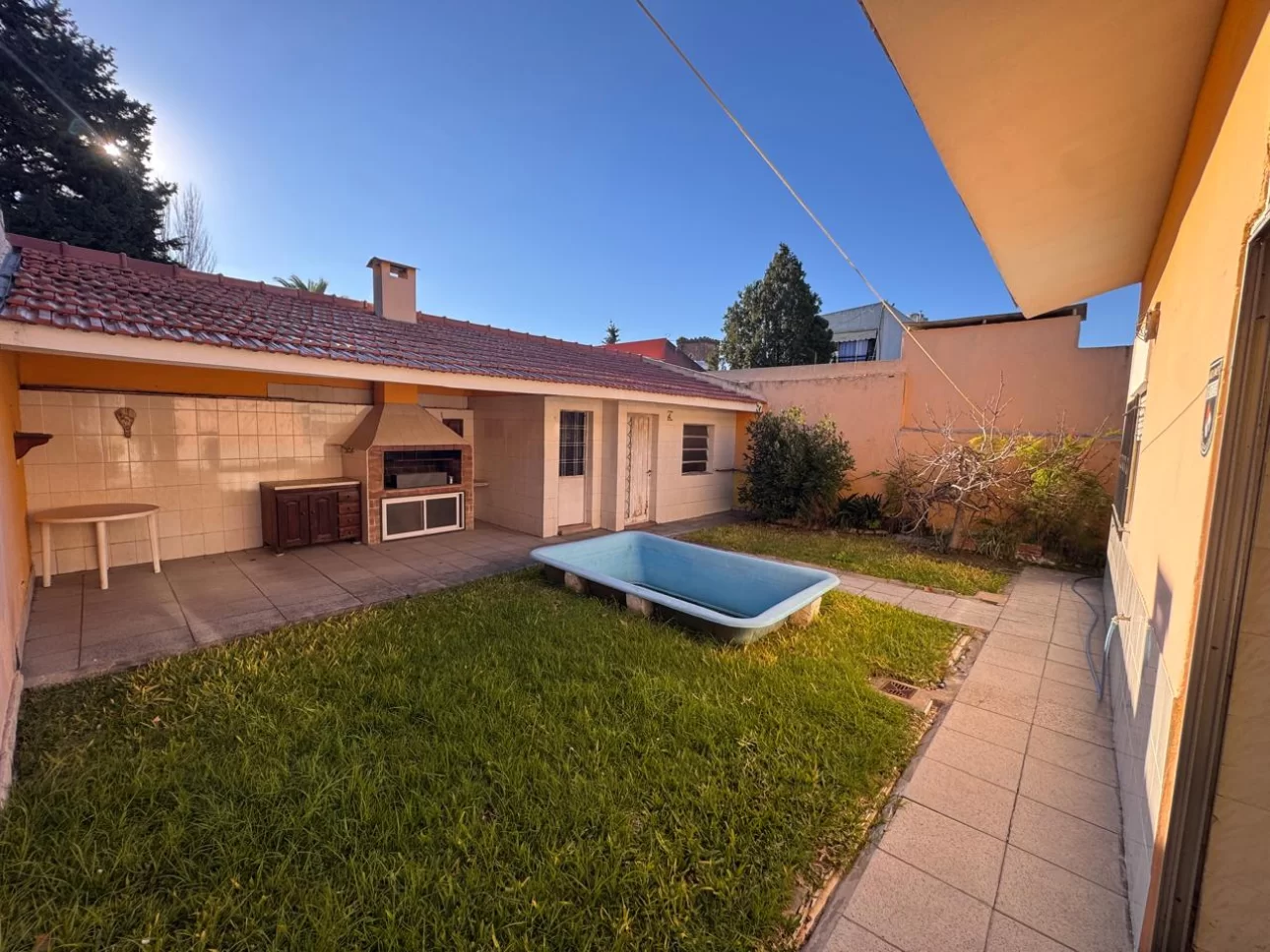 Casa -Venta -  5 amb con parque.  Villa Ballester