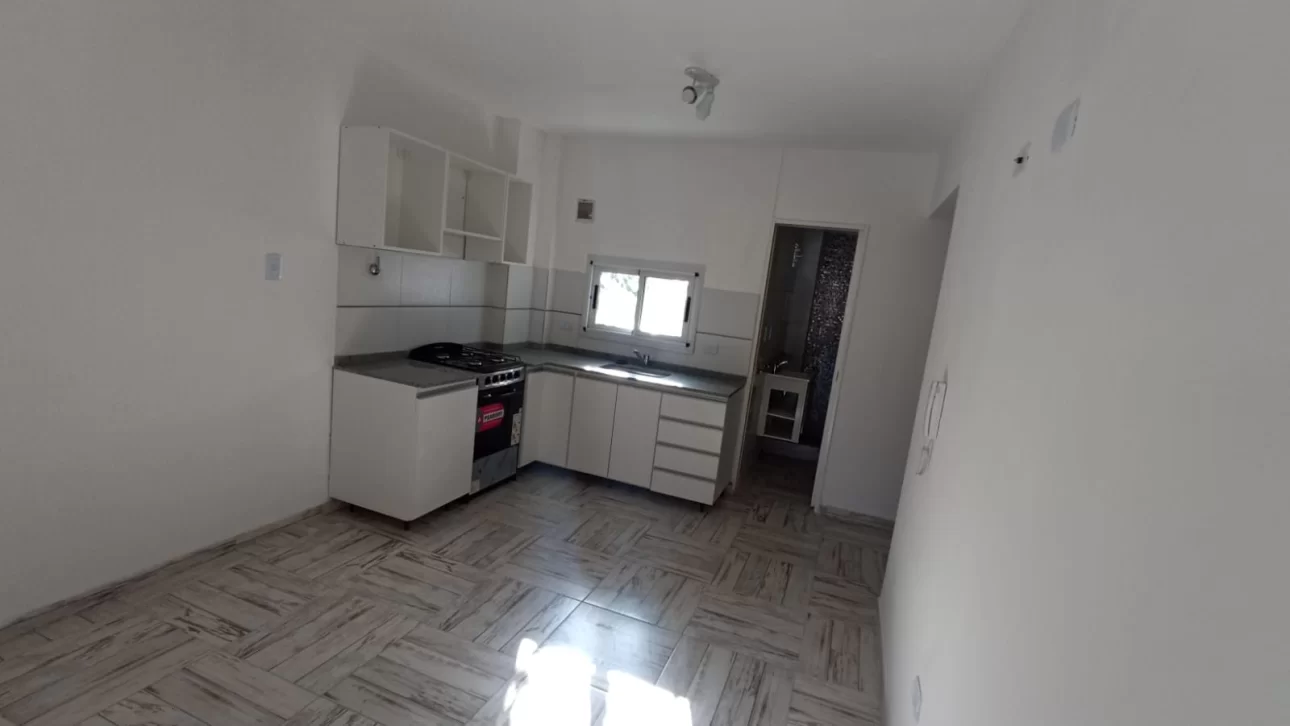 DEPARTAMENTO 2 AMBIENTES C/BALCON