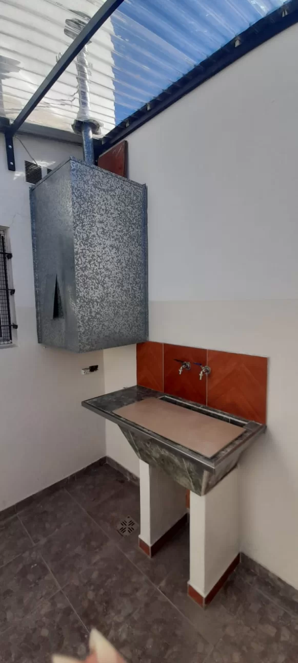 2 AMB AMPLIO CON COCHERA Y PATIO
