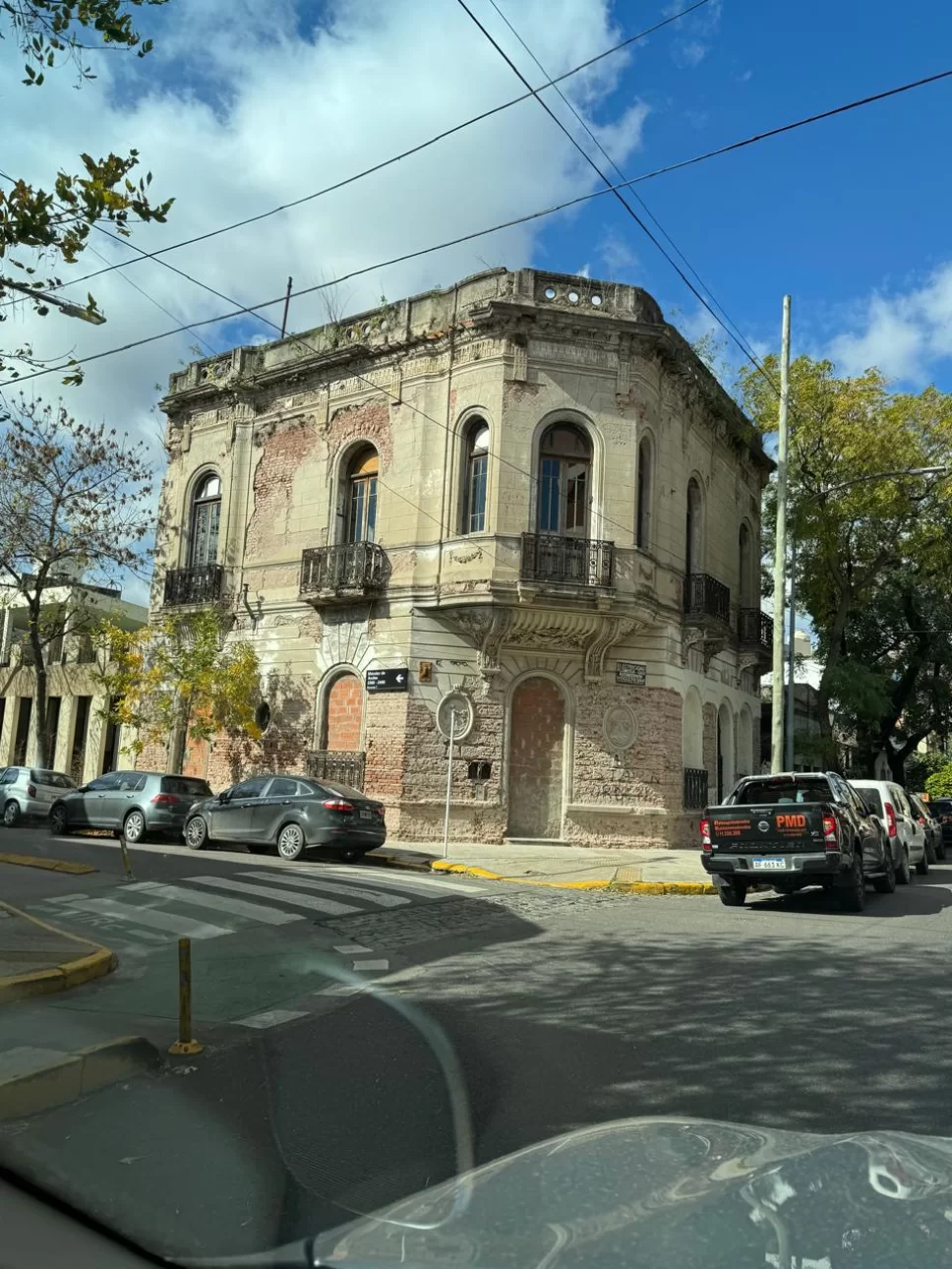 Imponente Terreno en Esquina, Ideal Para Inversion - Flores