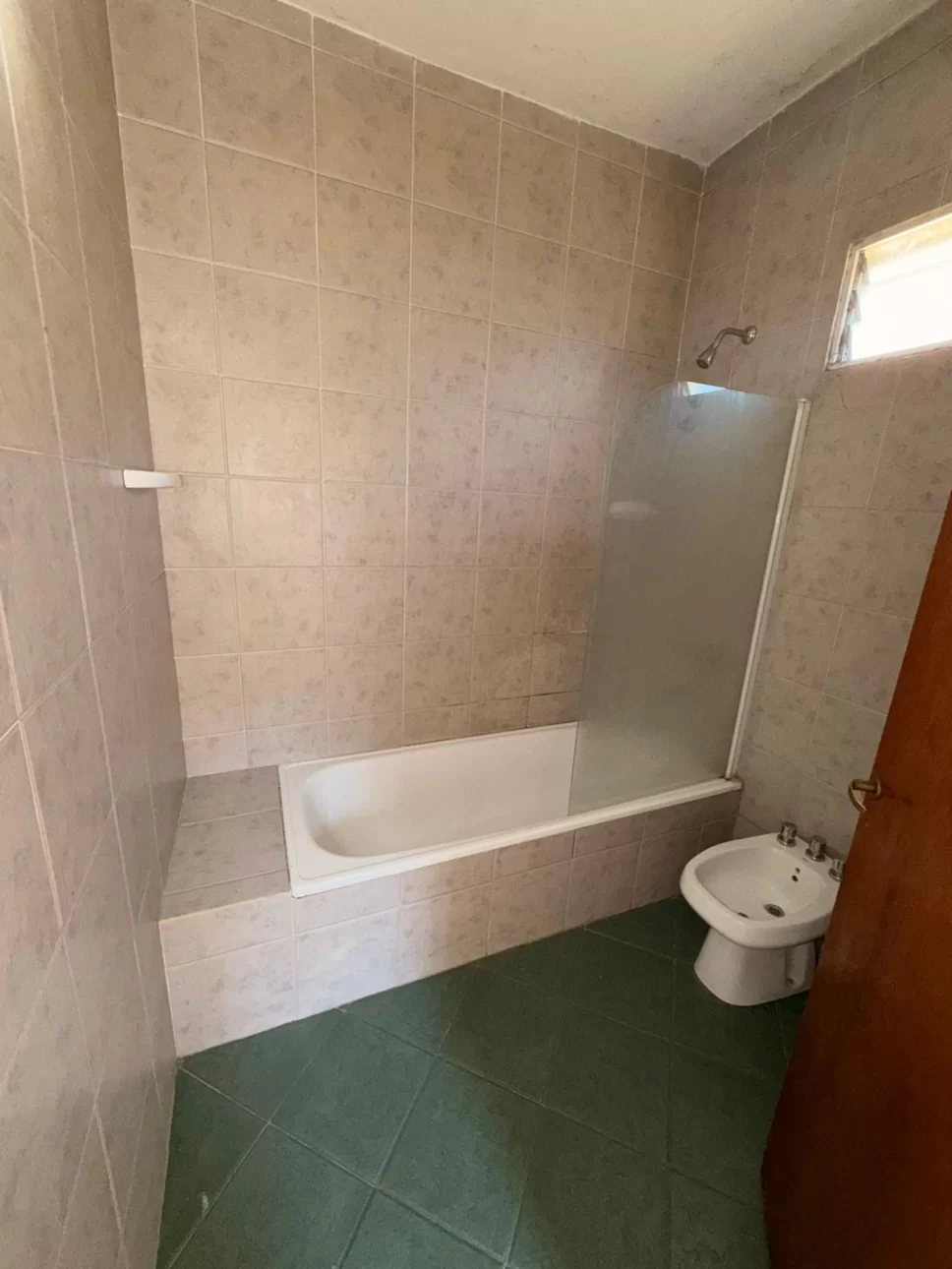 SE VENDE CASA 4 AMB VILLA LUGANO