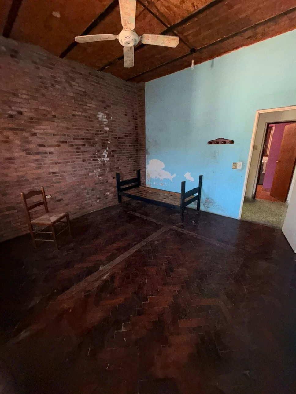 SE VENDE CASA 4 AMB VILLA LUGANO