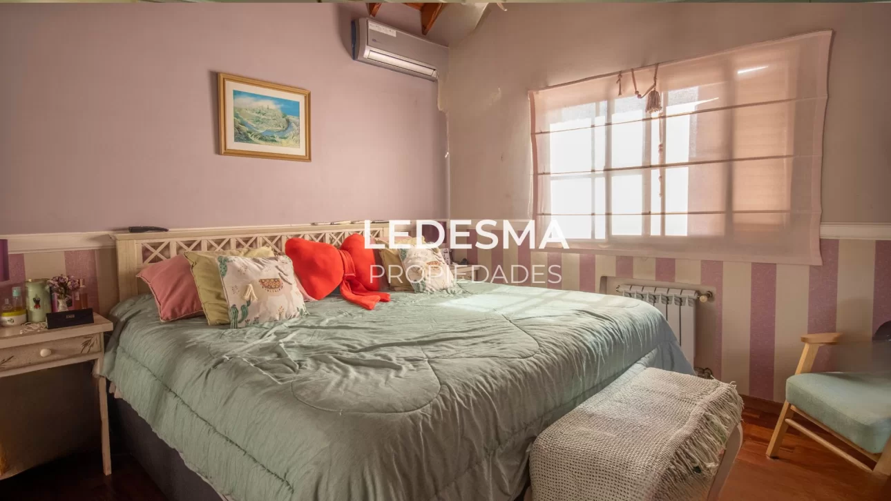 VENTA CASA 6 AMBIENTES   APTA CREDITO BANCARIO