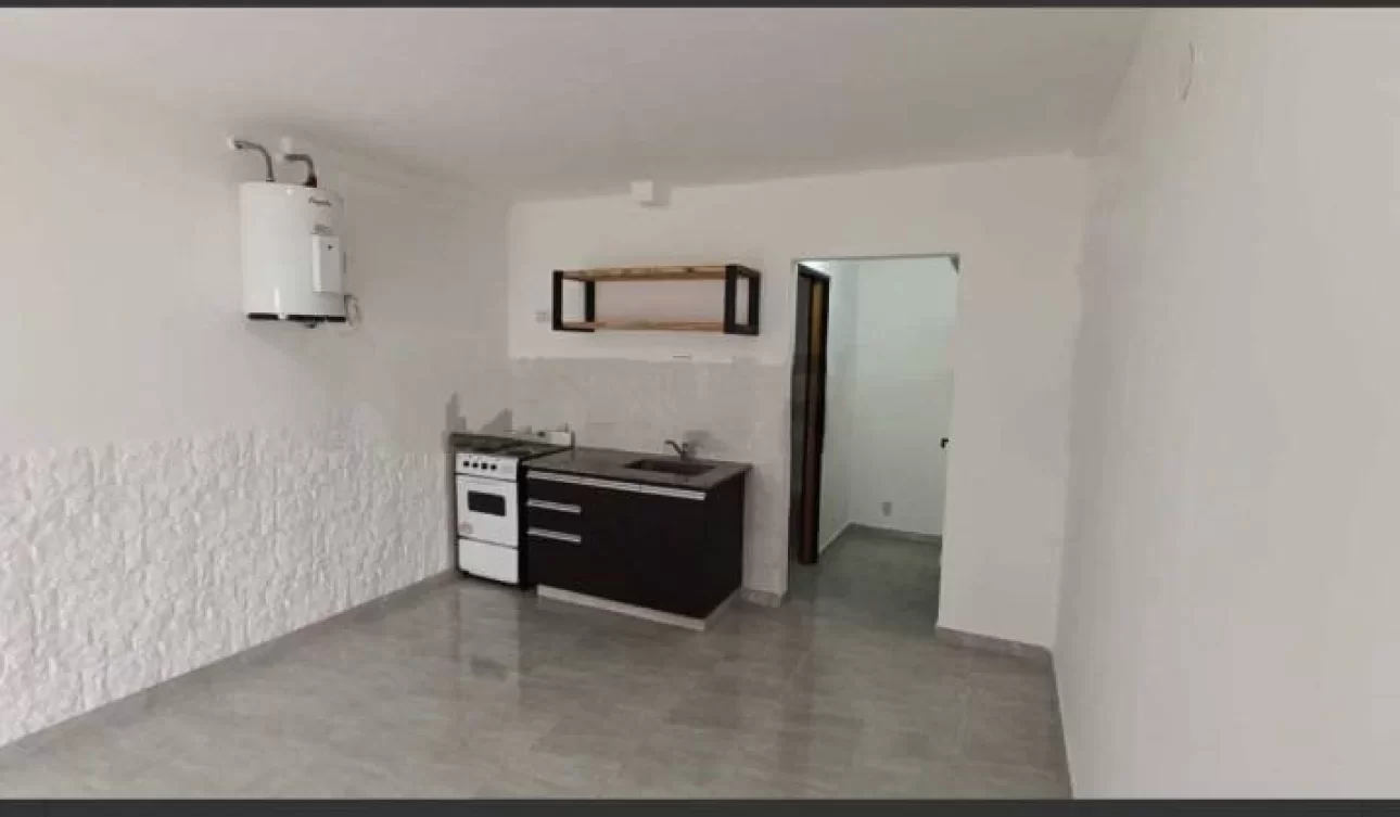 CASTELAR,MONOAMB,COCHERA,USO COMERCIAL/VIVIENDA, COCHERA