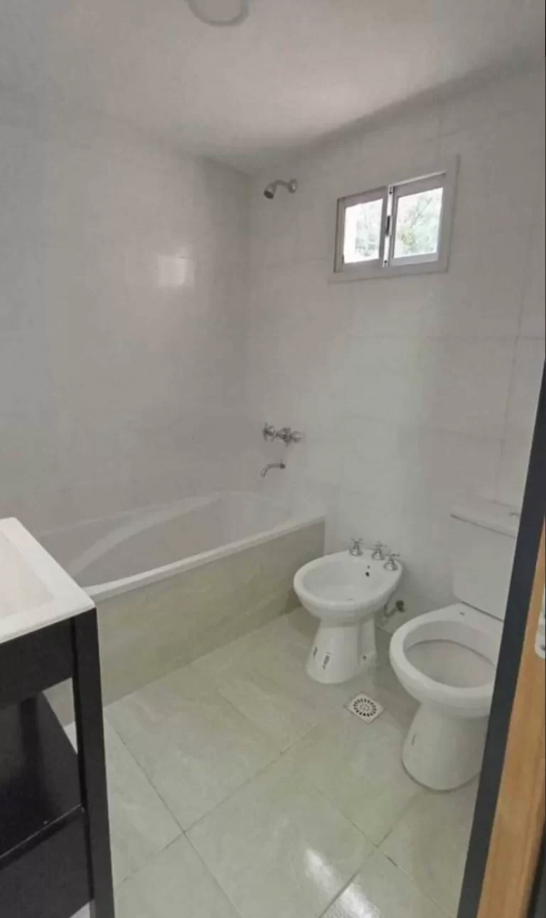 CASTELAR,MONOAMB,COCHERA,USO COMERCIAL/VIVIENDA, COCHERA