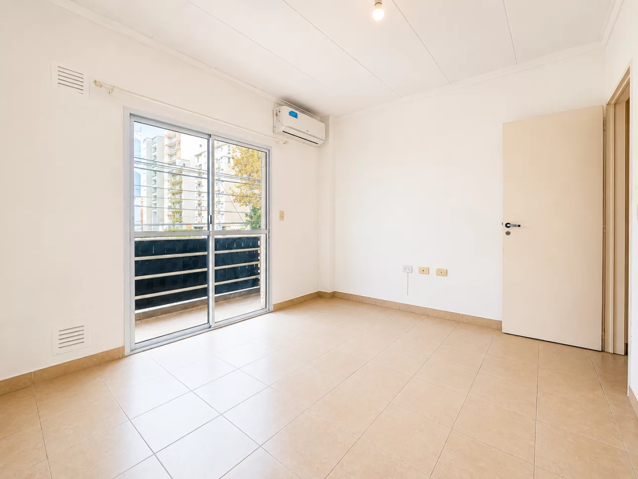 Departamento de 2 ambientes con balcon
