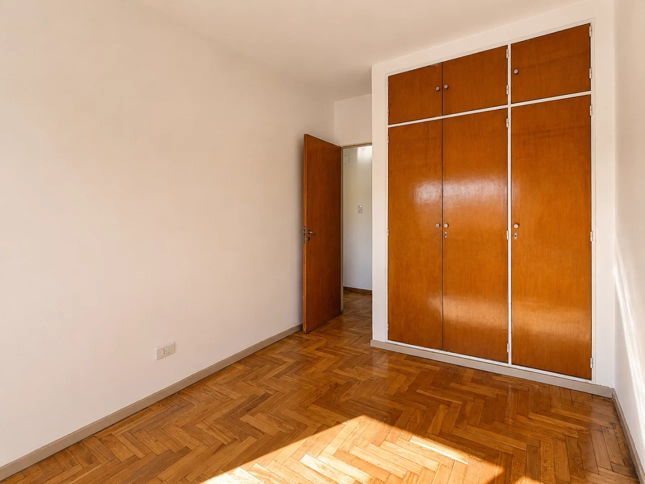 Departamento de 4 ambientes con balcon